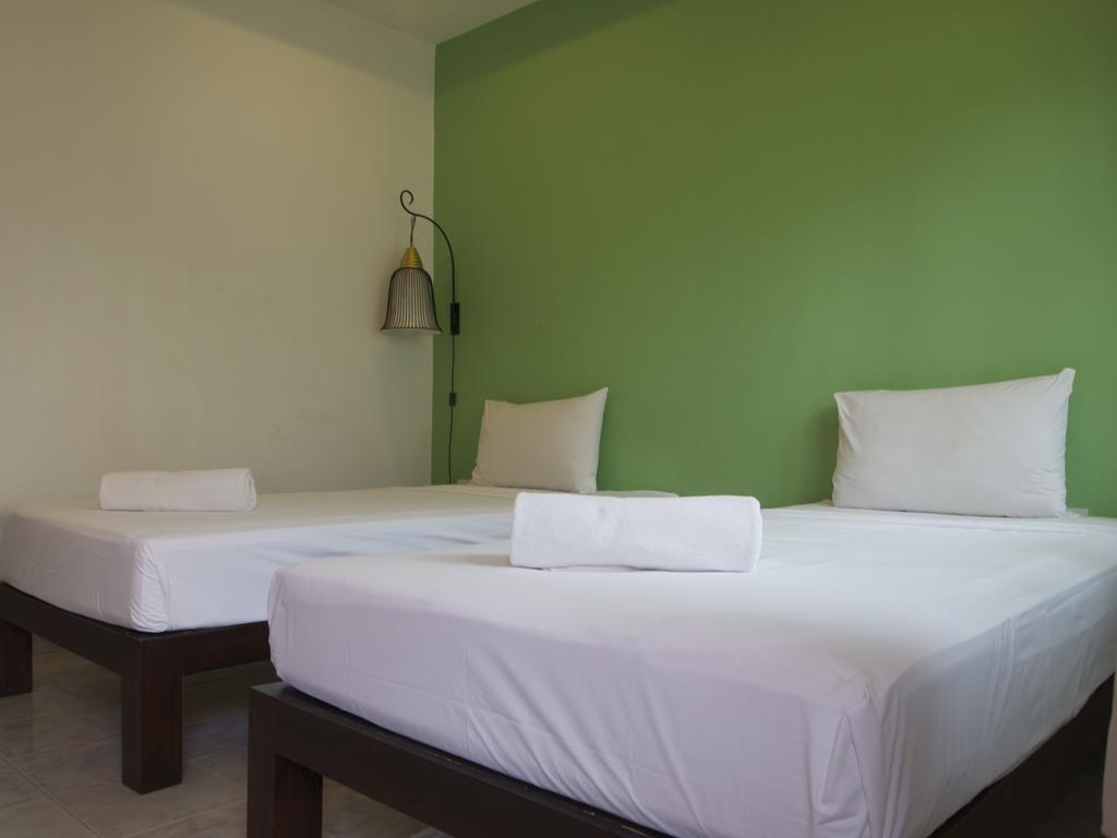 Hacienda Phuket Hotel Patong Exterior foto