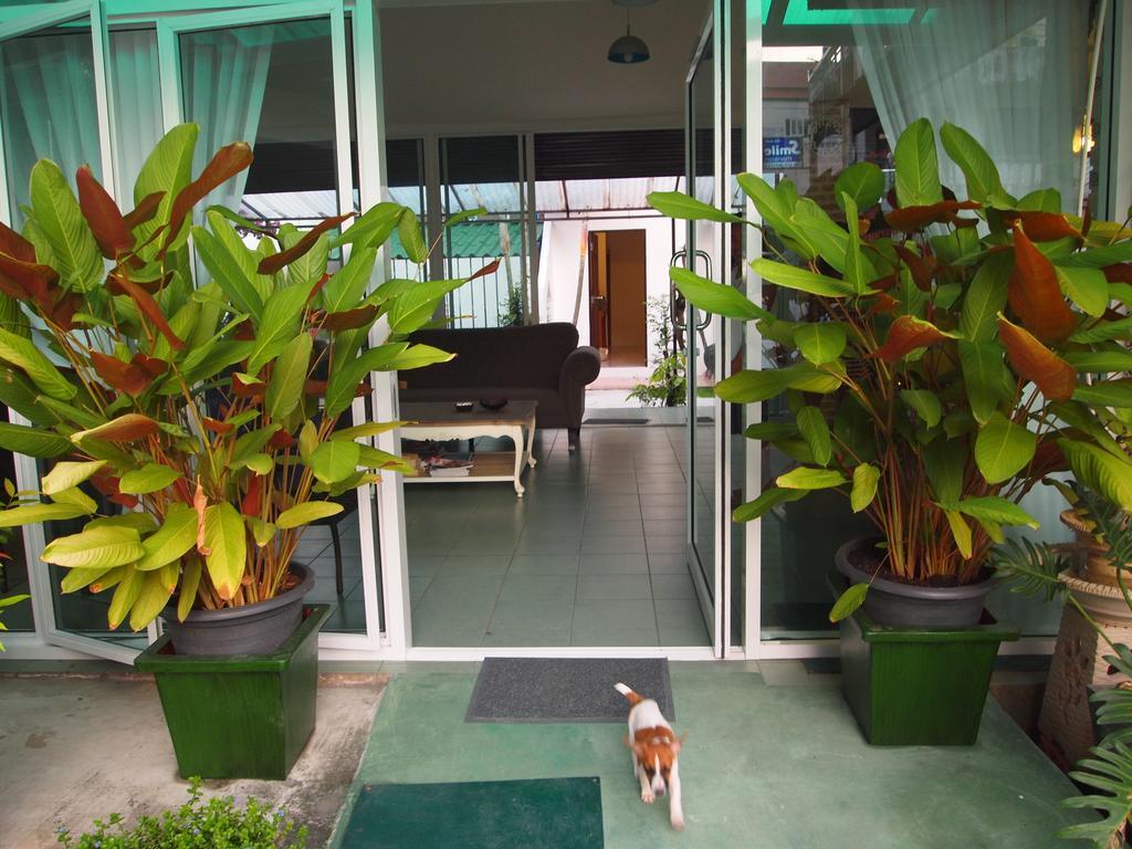 Hacienda Phuket Hotel Patong Exterior foto